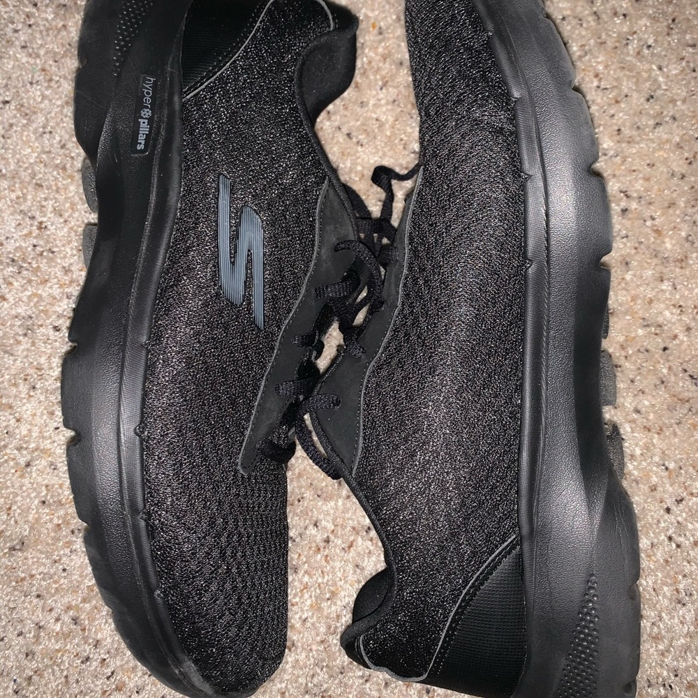 SKECHERS GO WALK WOMENS SIZE 10 BLACK RUNNING WALKING ATHLETIC GYM SHOE